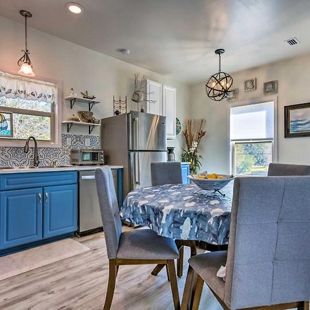 East Bay Vacation Rental With Dock! Navarre Bagian luar foto