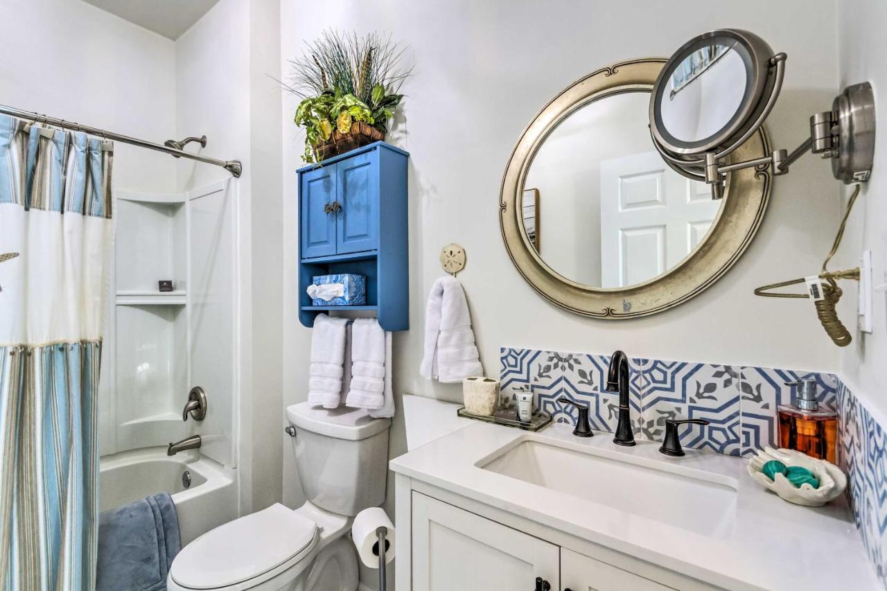 East Bay Vacation Rental With Dock! Navarre Bagian luar foto