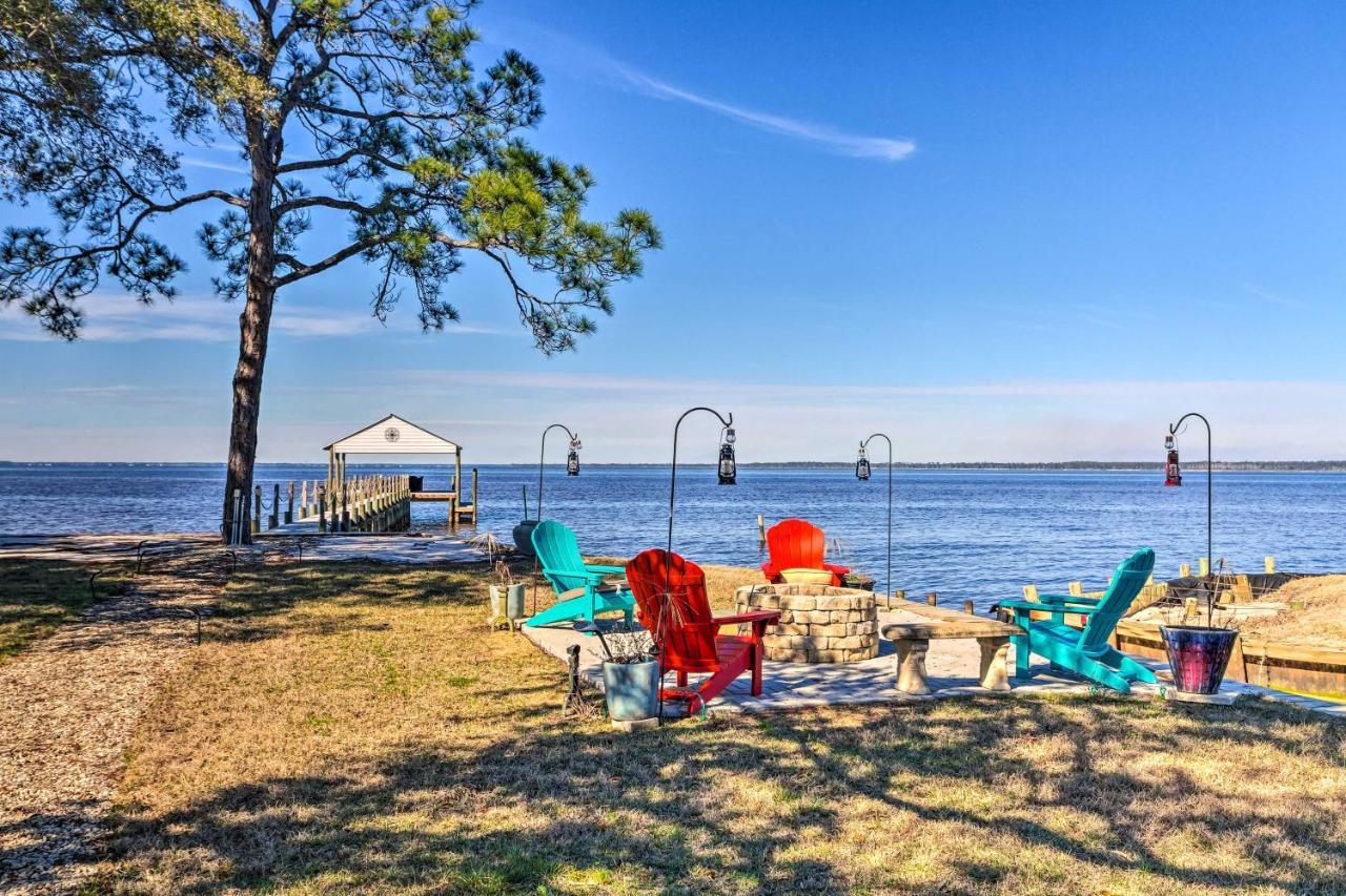 East Bay Vacation Rental With Dock! Navarre Bagian luar foto